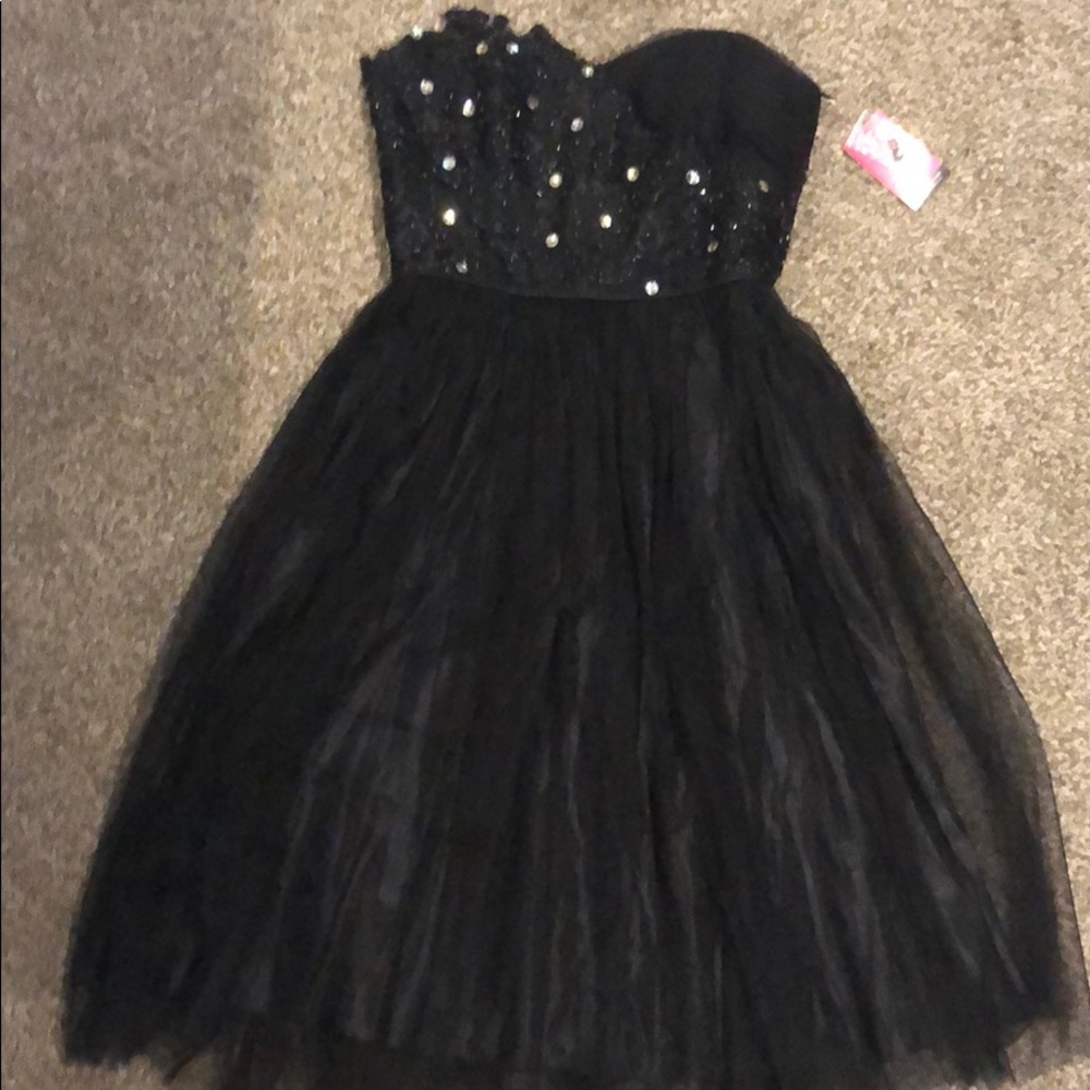 Black strapless dress